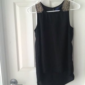 Nordstrom XS black high-low sleeveless blouse